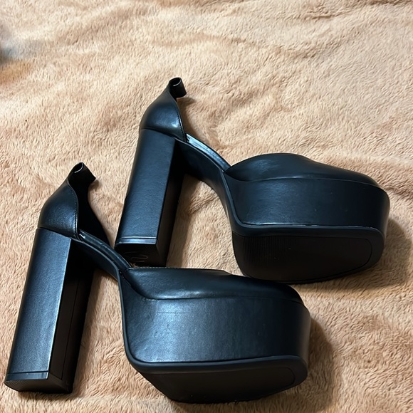 Sugar Women’s Shoes Platform Heel Black Size 9 1/2 Brand New - Picture 2 of 8